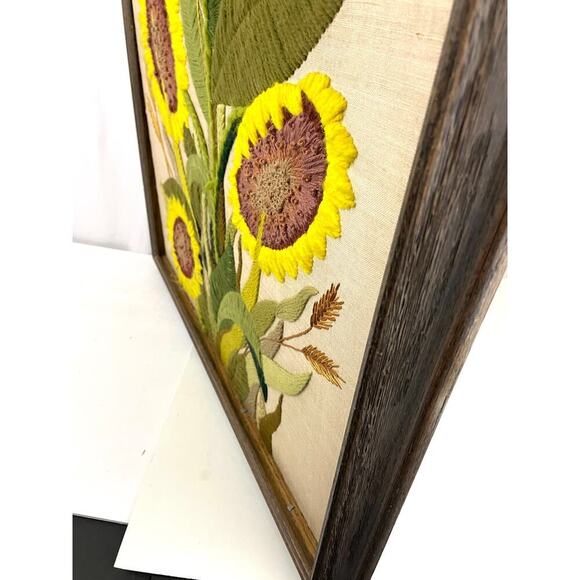 VTG Crewel Floral Sunflowers Needlepoint Framed 70's Fiber Wall Art 26"x32" - Picture 12 of 15